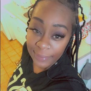 Meet your Posher, Eboni